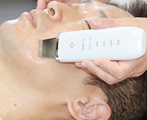 メンズフェイシャル:ウォーターピーリング