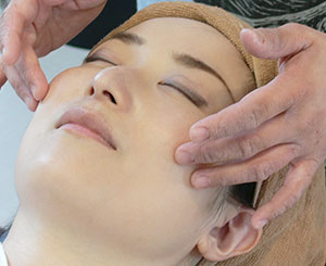 フェイシャルメニュー:フェイシャルエステ2